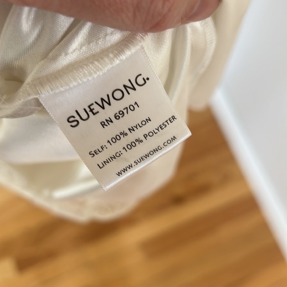 Sue Wong Cream Lace Overlay Dress - Picture 6 of 7